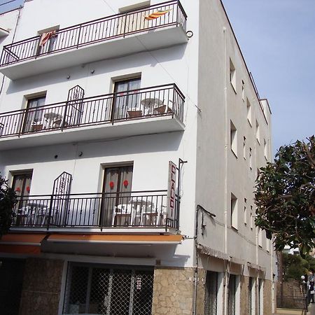 Apartaments Claudi Tossa de Mar Exterior photo