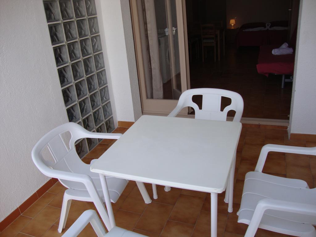 Apartaments Claudi Tossa de Mar Exterior photo