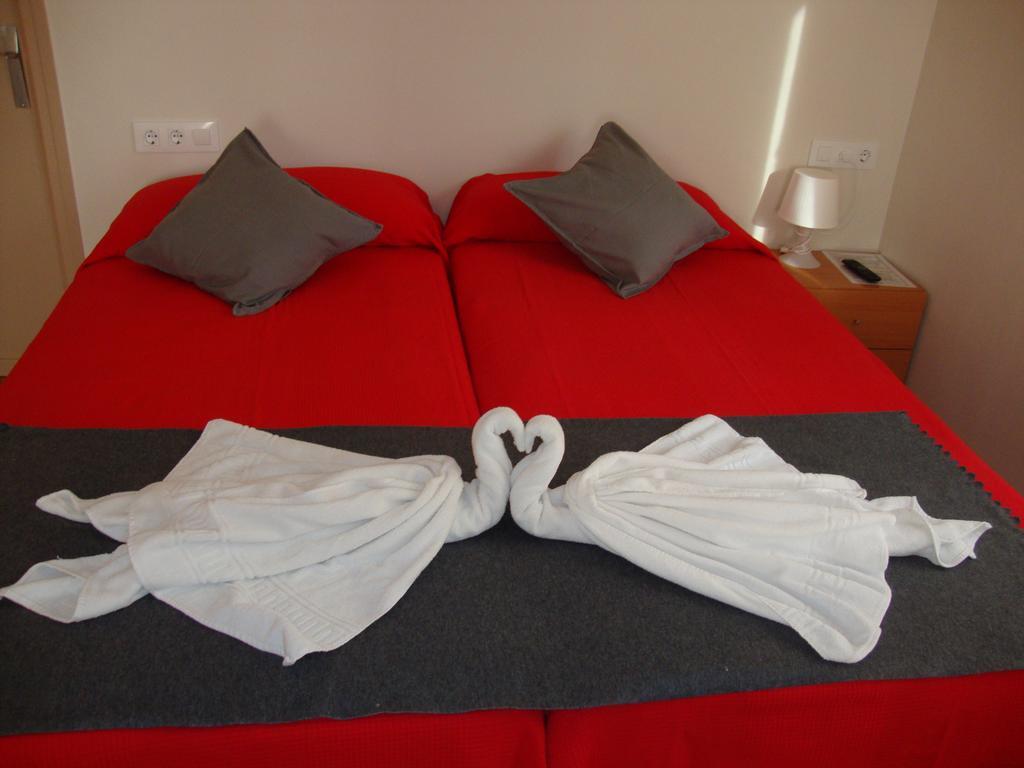 Apartaments Claudi Tossa de Mar Room photo